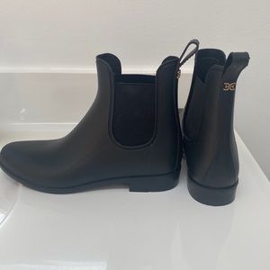 Sam Edelman Tinsley Rainboot - NWOT!
